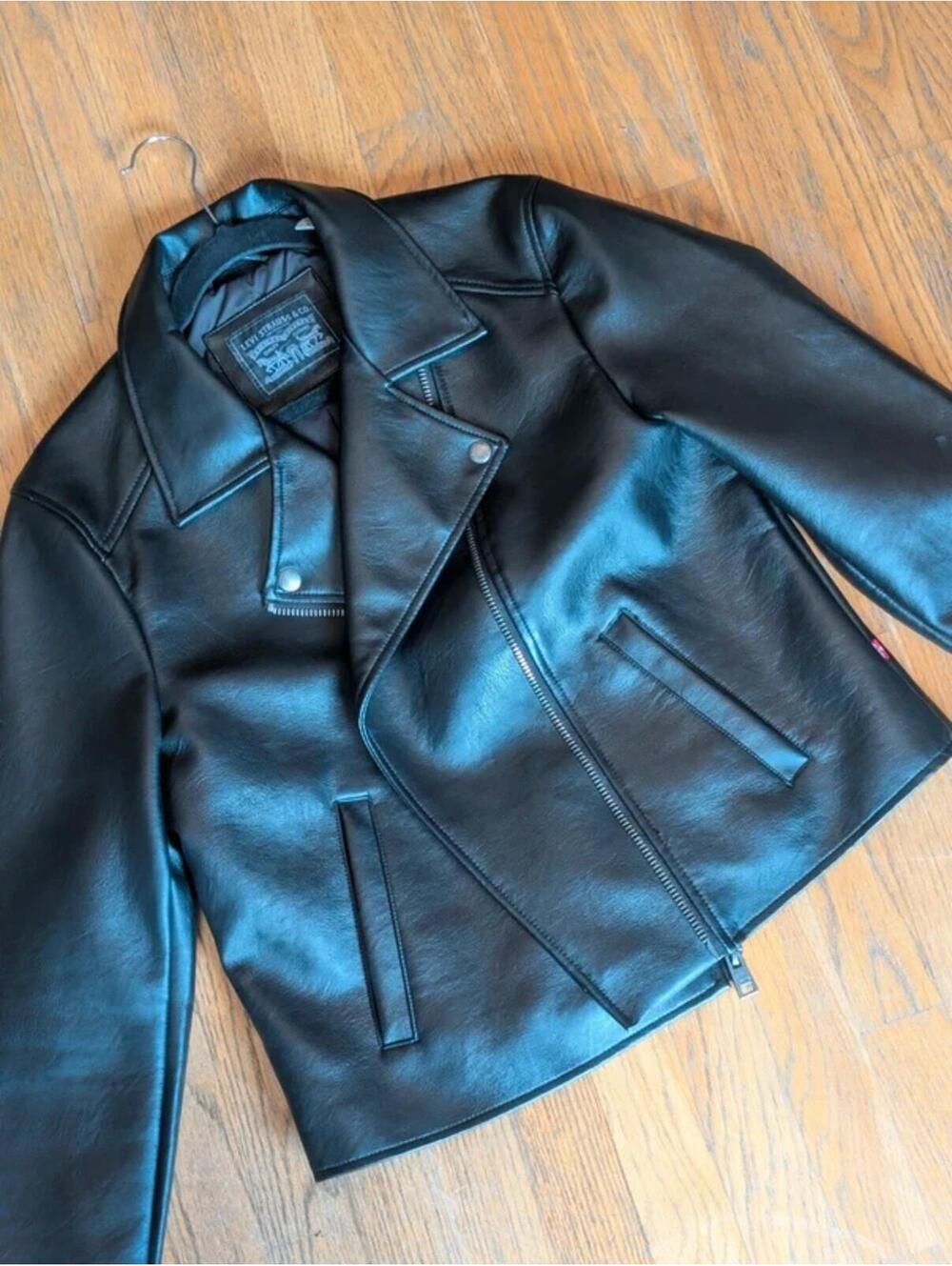 Levi's Women's Black Pleather Leather Jacket Size Large New Without Tags